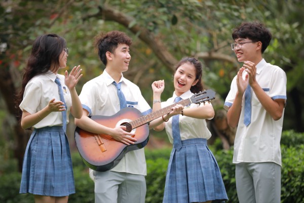 Con vào lớp 10, học thế nào để vào đại học danh tiếng?