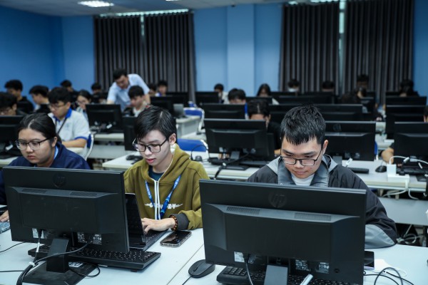 Cử nhân, thạc sĩ, tiến sĩ sẽ học bao nhiêu tín chỉ theo quy định mới?