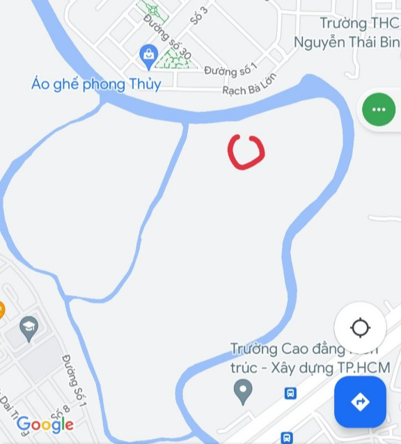 Cụ ông TP.HCM chèo ghe đưa đón 16 đứa cháu đi học mỗi ngày