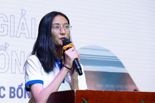 Cựu học sinh trường THCS gây quỹ học bổng hơn 2 tỉ đồng cho sinh viên
