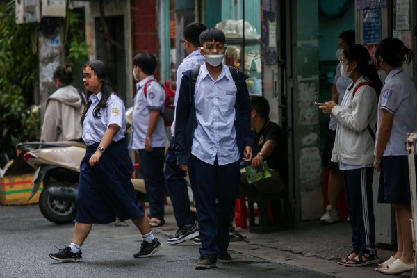 Dạy thêm, học thêm: Những gam màu sáng tối Dạy thêm, học thêm: Những gam màu sáng tối