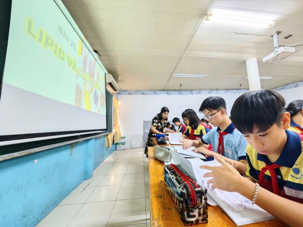 Dạy thêm, học thêm trong thời đại AI