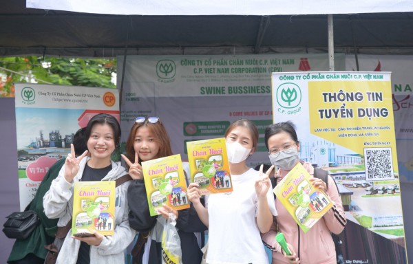 Doanh nghiệp tuyển dụng gần 1.000 vị trí việc làm tại Trường ĐH An Giang