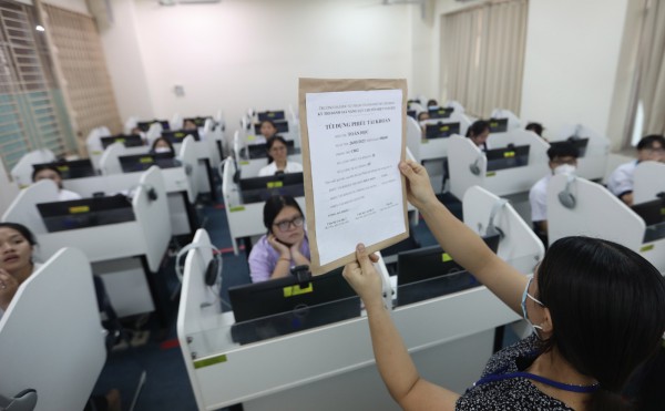 Dự kiến thi tốt nghiệp THPT 4 môn:Tuyển sinh ĐH thay đổi ra sao?