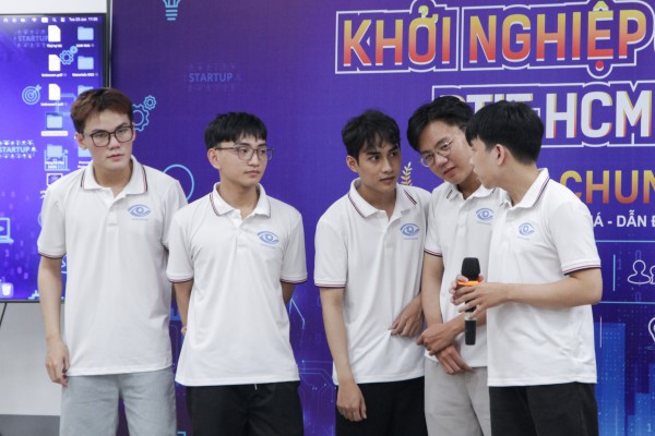 Dùng AI giúp giảm nguy cơ mắc bệnh về mắt, sinh viên giành giải nhất khởi nghiệp Dùng AI giúp giảm nguy cơ mắc bệnh về mắt, sinh viên giành giải nhất khởi nghiệp