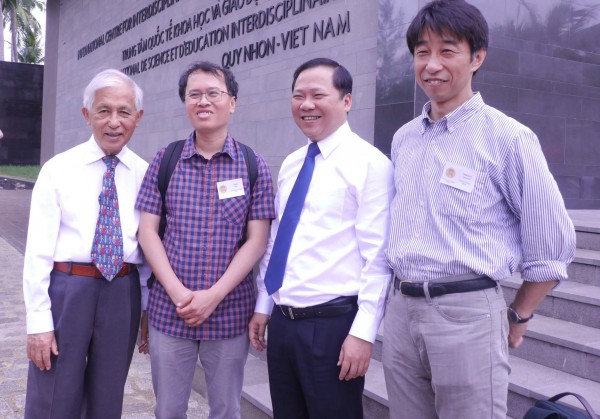 GS Đàm Thanh Sơn sẽ đến Gia Lai dự hội thảo vật lý lượng tử GS Đàm Thanh Sơn sẽ đến Gia Lai dự hội thảo vật lý lượng tử