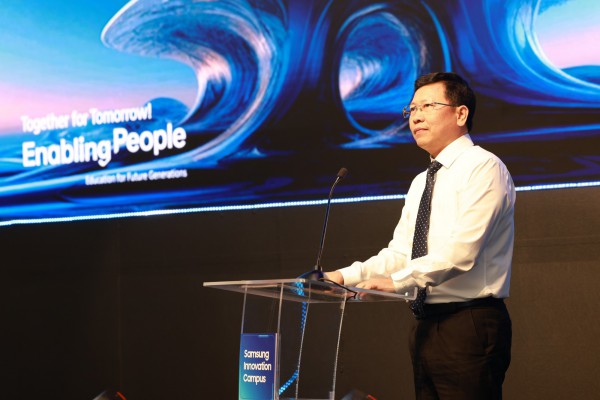 Gần 1 năm, khoảng 3.000 học sinh, sinh viên được đào tạo, phát triển công nghệ cao Gần 1 năm, khoảng 3.000 học sinh, sinh viên được đào tạo, phát triển công nghệ cao