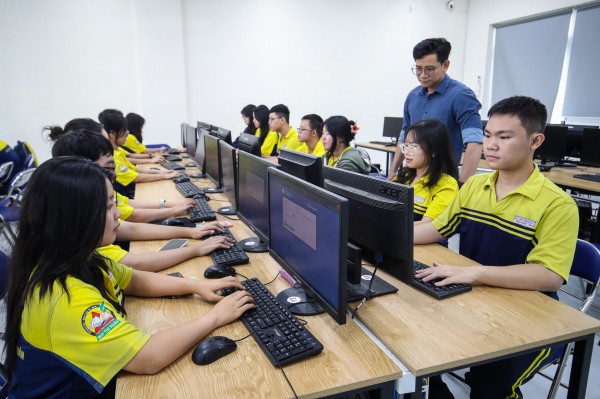 Gia tăng số thí sinh sử dụng chứng chỉ ngoại ngữ miễn thi tốt nghiệp THPT