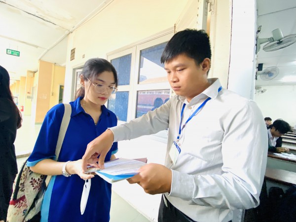 Giảm 50% nguyện vọng đăng ký xét tuyển trên cổng ĐH Quốc gia TP.HCM Giảm 50% nguyện vọng đăng ký xét tuyển trên cổng ĐH Quốc gia TP.HCM