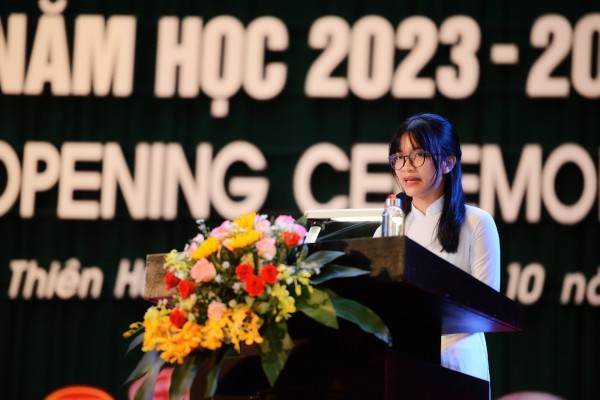 Giám đốc ĐH Huế nhắn nhủ tân sinh viên hãy bắt đầu bằng sự tử tế