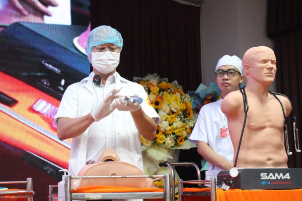 Giảng viên đồng cơ hữu khác gì giảng viên thỉnh giảng?