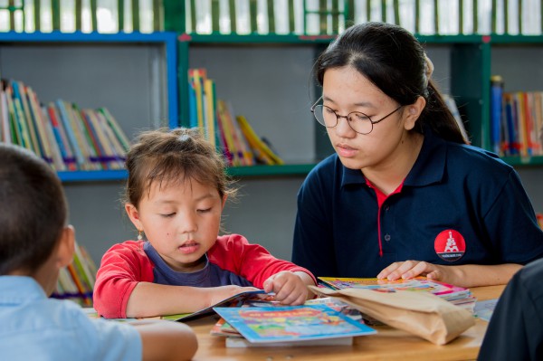 Giáo dục bắt đầu từ đọc sách