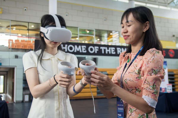 Giáo dục có nguy cơ đào tạo ra những 'thầy bói công nghệ' Giáo dục có nguy cơ đào tạo ra những 'thầy bói công nghệ'