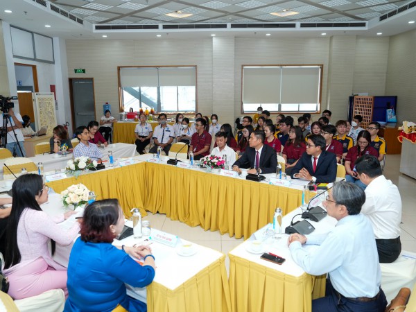 Giáo dục hội nhập quốc tế: Sự khác biệt giữa các chương trình Giáo dục hội nhập quốc tế: Sự khác biệt giữa các chương trình