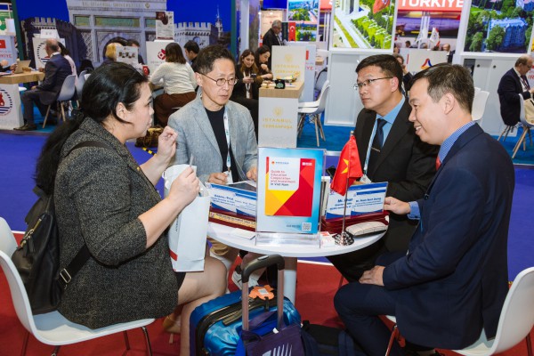 Giáo dục xuyên quốc gia là gì, làm sao để phát triển tại Việt Nam? Giáo dục xuyên quốc gia là gì, làm sao để phát triển tại Việt Nam?