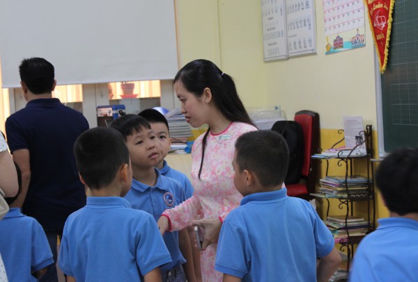 Giáo viên áp lực vì... phụ huynh: Đi tìm tiếng nói chung Giáo viên áp lực vì... phụ huynh: Đi tìm tiếng nói chung