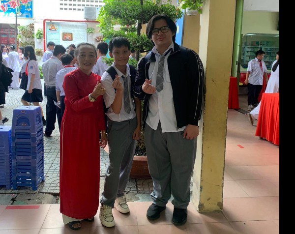 Giáo viên nói gì khi nghỉ hưu vẫn được hợp đồng lao động toàn thời gian?