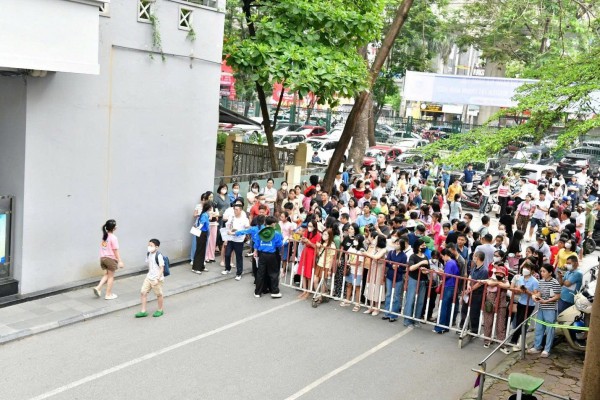 'Góc khuất' khi thực hiện quy định siết dạy thêm, học thêm: Những kỳ thi 'nghiệt ngã' 'Góc khuất' khi thực hiện quy định siết dạy thêm, học thêm: Những kỳ thi 'nghiệt ngã'