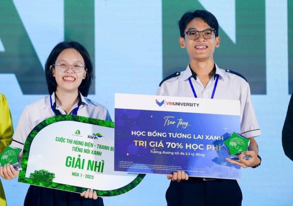 Hai học sinh Phú Yên đoạt giải nhì cuộc thi Tiếng nói xanh