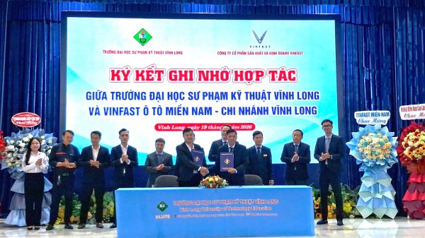Hiện thực hóa mỗi năm đào tạo 9.000 kỹ sư ô tô điện cho Việt Nam