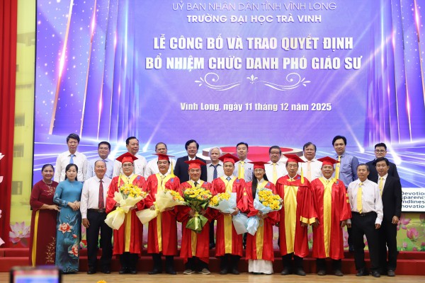 Hiệu trưởng Trường Y dược - Trường ĐH Trà Vinh được phong Anh hùng Lao động Hiệu trưởng Trường Y dược - Trường ĐH Trà Vinh được phong Anh hùng Lao động