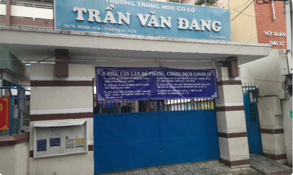 Hiệu trưởng nói gì khi giáo viên phạt tiền, bắt học sinh ngủ sớm, dậy sớm?