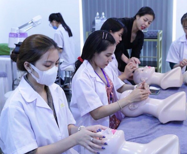 Học nghề gì có thể mua được nhà sau vài năm làm việc?