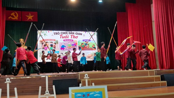 Học ngữ văn bằng cách làm game, quay phim về trò chơi dân gian