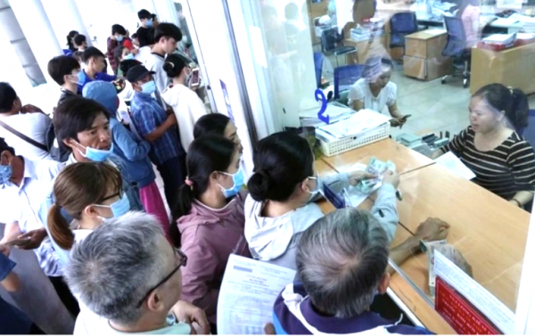 Học phí đại học 2026: Có ngành tăng gần gấp đôi