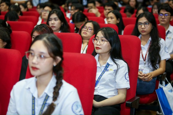 Học sinh 149 trường THPT xét vào ĐH Quốc gia TP.HCM được cộng tối đa 5 điểm