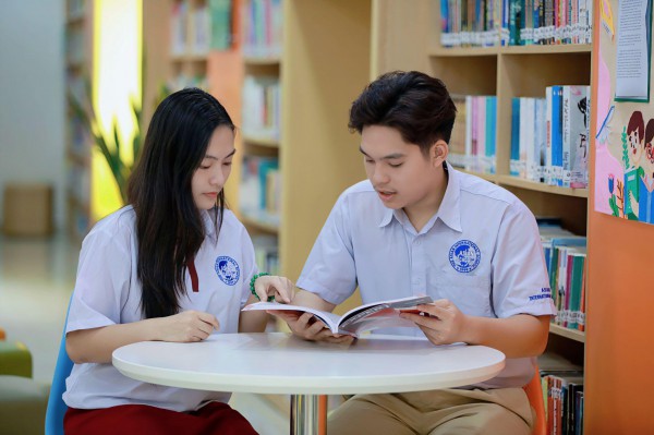 Học sinh Asian School nhận học bổng 10 trường đại học của Mỹ