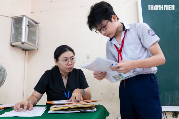 Học sinh TP.HCM râm ran đoán chủ đề thi lớp 10 môn ngữ văn