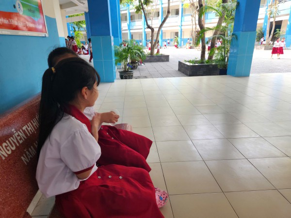 Học sinh Trường Bình Quới Tây nghi ngộ độc thực phẩm: Bao giờ có kết quả xét nghiệm?