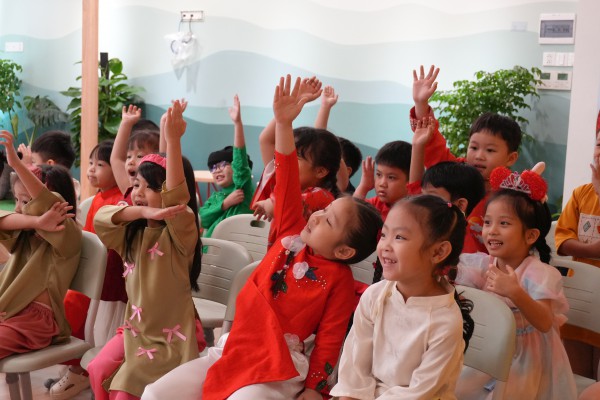 Học sinh Victoria School gìn giữ văn hóa truyền thống qua chuỗi hoạt động Tết đặc sắc