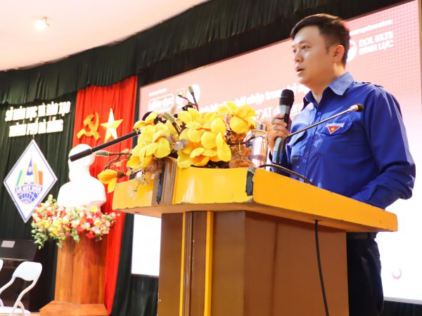 Học sinh cần làm gì để hội nhập kỷ nguyên số?