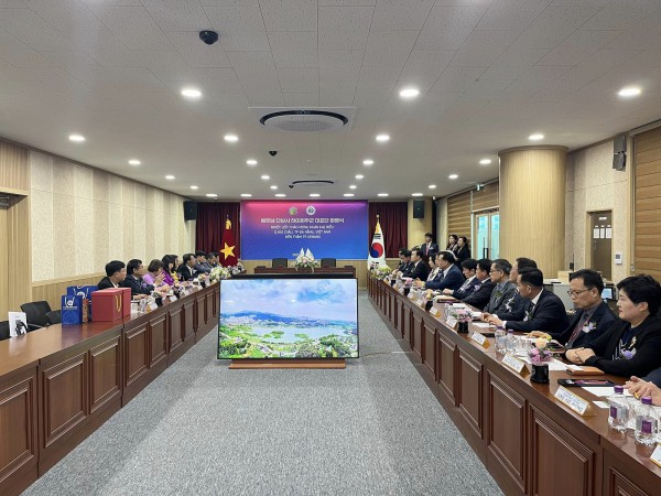 Học sinh Đà Nẵng tham gia chương trình trao đổi văn hóa tại Hàn Quốc