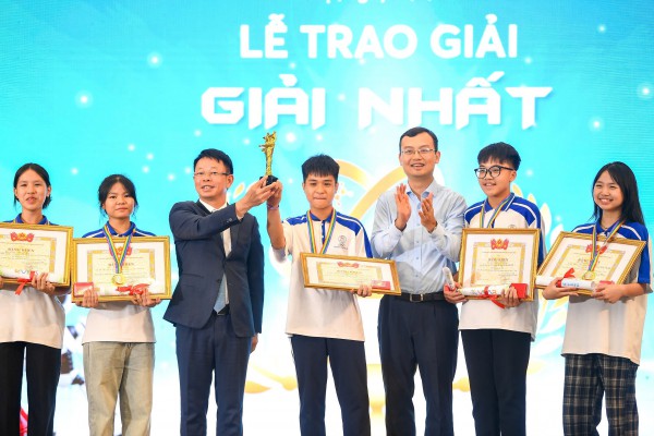 Học sinh giành nhiều giải thưởng tại vòng chung kết quốc gia STEM, AI và Robotics