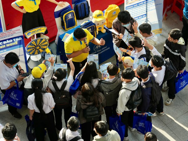 Học sinh lo lắng về các tổ hợp môn truyền thống