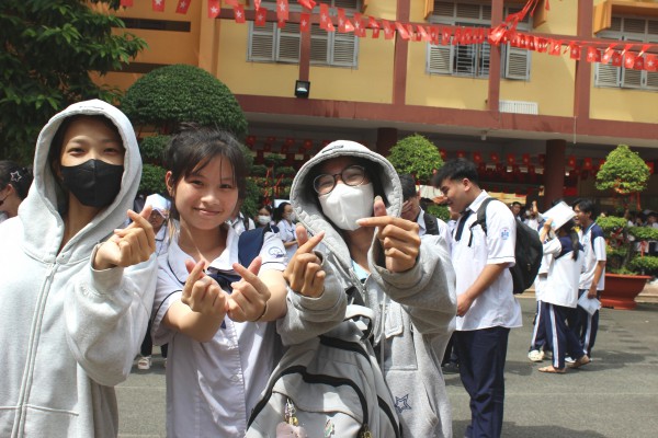 Học thuộc lời Tổng Bí thư Tô Lâm, thí sinh viết văn tốt nghiệp THPT 'một mạch' Học thuộc lời Tổng Bí thư Tô Lâm, thí sinh viết văn tốt nghiệp THPT 'một mạch'