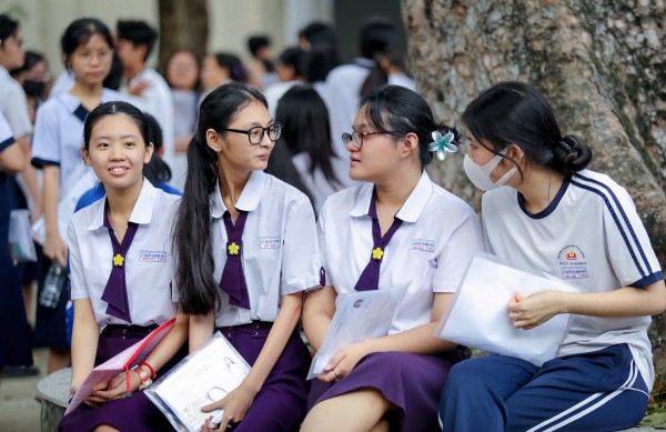 Hôm nay hạn chót nộp lệ phí xét tuyển, công bố điểm chuẩn đại học ngày nào?