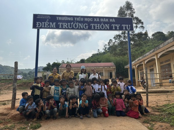 Hơn 100 triệu đồng ủng hộ 