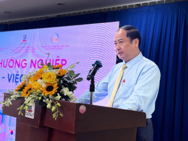 Hơn 1,6 triệu thanh niên 'không học, không làm, không đào tạo': Bài toán sau tốt nghiệp Hơn 1,6 triệu thanh niên 'không học, không làm, không đào tạo': Bài toán sau tốt nghiệp