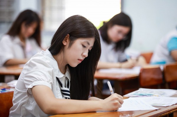 Hướng dẫn chấm ngữ văn tốt nghiệp THPT 2026: Thí sinh xuất sắc có thể bị điểm thấp Hướng dẫn chấm ngữ văn tốt nghiệp THPT 2026: Thí sinh xuất sắc có thể bị điểm thấp