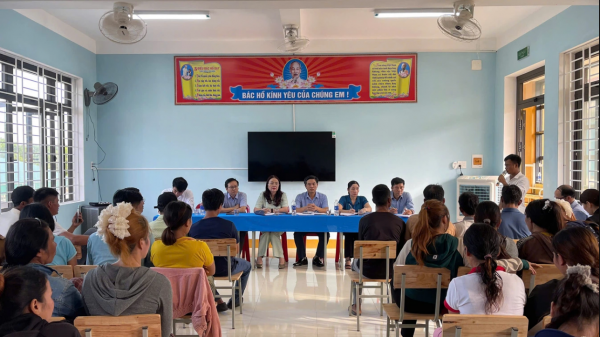 Hy hữu: Phụ huynh đề nghị đình chỉ phó hiệu trưởng mới cho con đến lớp Hy hữu: Phụ huynh đề nghị đình chỉ phó hiệu trưởng mới cho con đến lớp