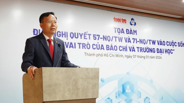 Khi trường đại học và cơ quan báo chí cùng đưa nghị quyết vào cuộc sống