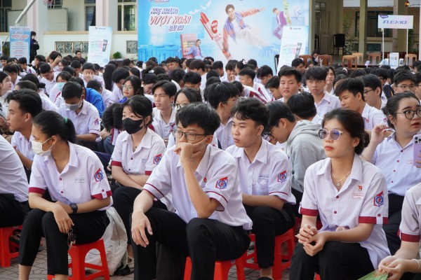 Khoảng 10.000 học sinh Cần Thơ không được vào lớp 10 công lập
