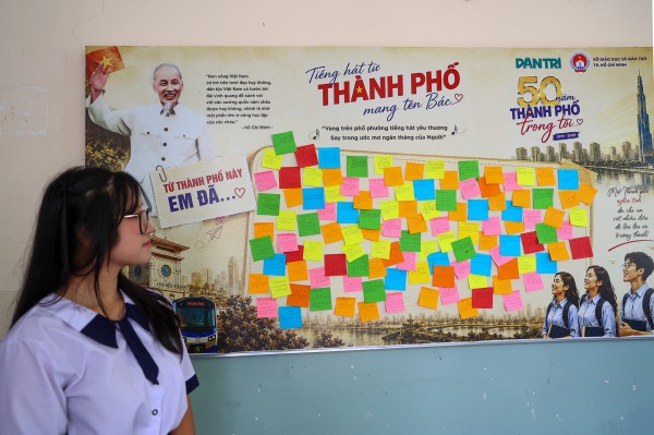 Khởi động cuộc thi '50 năm Thành phố trong tôi' dành cho học sinh, sinh viên Khởi động cuộc thi '50 năm Thành phố trong tôi' dành cho học sinh, sinh viên