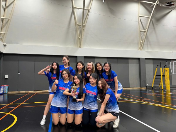 Khởi nghiệp khi học phổ thông và hành trình tạo giá trị của nữ sinh Gen Z Khởi nghiệp khi học phổ thông và hành trình tạo giá trị của nữ sinh Gen Z