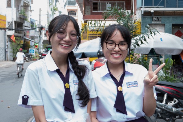 Không phân tích đạo lý, thí sinh thỏa sức cân bằng cảm xúc trong đề thi văn