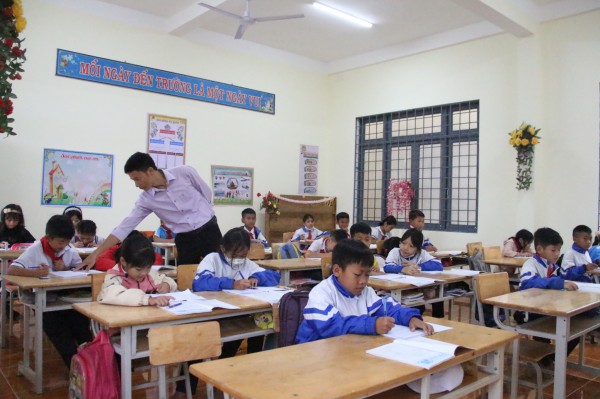 Kon Tum: Hơn 166.000 học sinh được nghỉ học để tránh siêu bão Noru